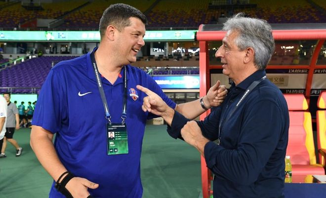 包含西班牙国家队迎亚冠关键赛,冲刺阶段主帅复盘,信心回归,球队文化被再次提及的词条 包含西班牙国家队迎亚冠关键赛,冲刺阶段主帅复盘,信心回归,球队文化被再次提及的词条