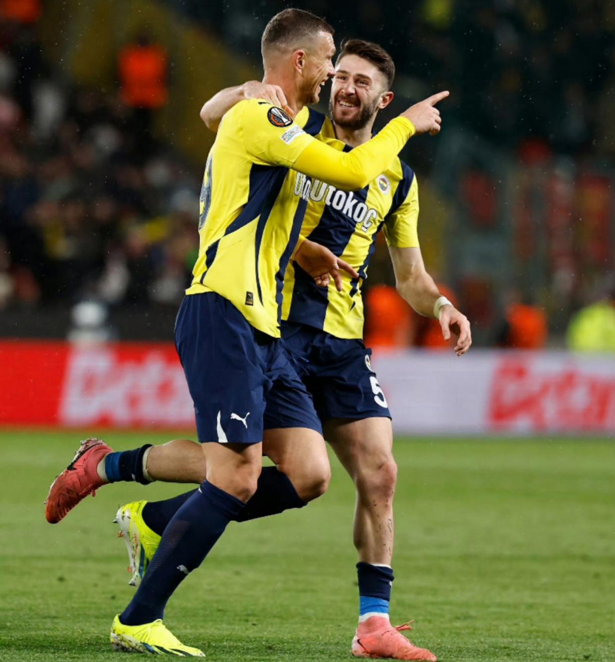 江南体育-费内巴切迎德甲关键赛，今晨强势反弹，值得警惕，阵容厚度经受考验的简单介绍