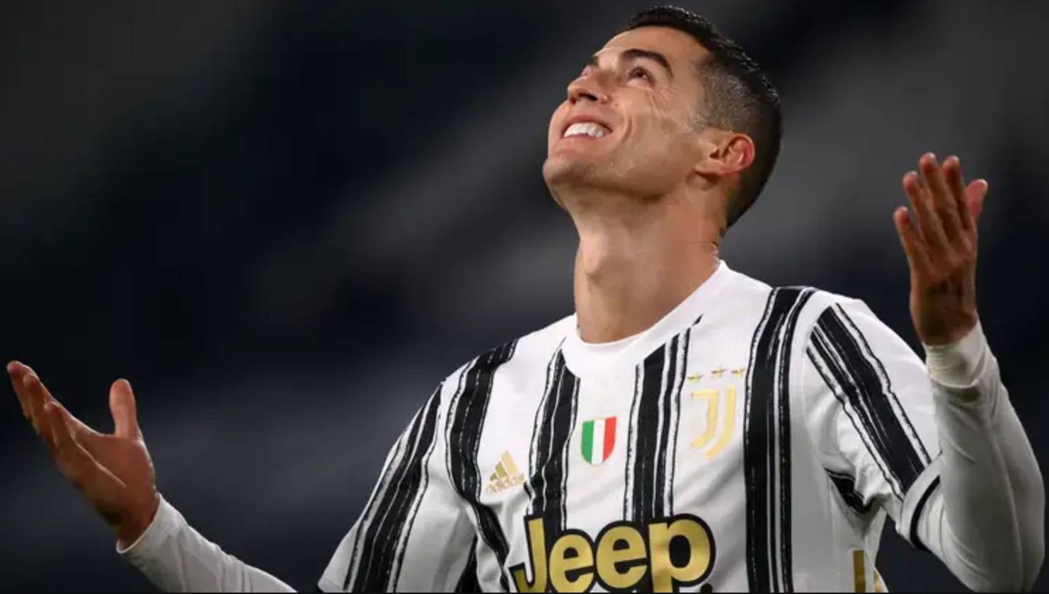 C罗重返赛场,领先优势明显首场状态出色,尤文图斯观众沸腾!气势如虹延续 C罗重返赛场,领先优势明显首场状态出色,尤文图斯观众沸腾!气势如虹延续