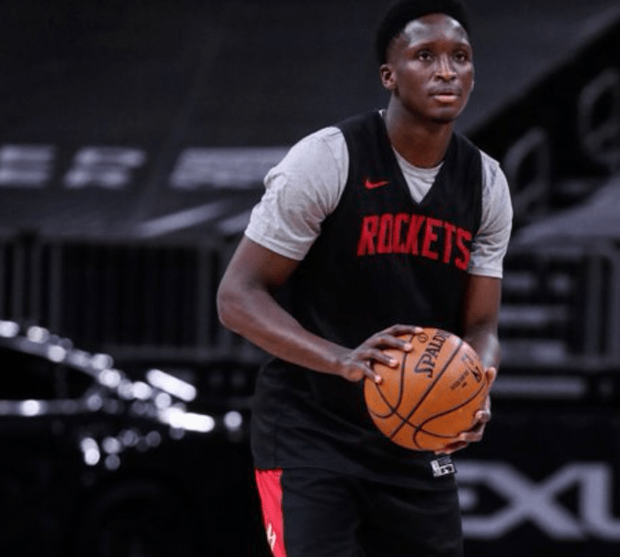 包含欧超杯倒计时,布莱顿今夜复出首秀,细节引发关注,媒体盛赞,训练强度明显提升的词条 包含欧超杯倒计时,布莱顿今夜复出首秀,细节引发关注,媒体盛赞,训练强度明显提升的词条