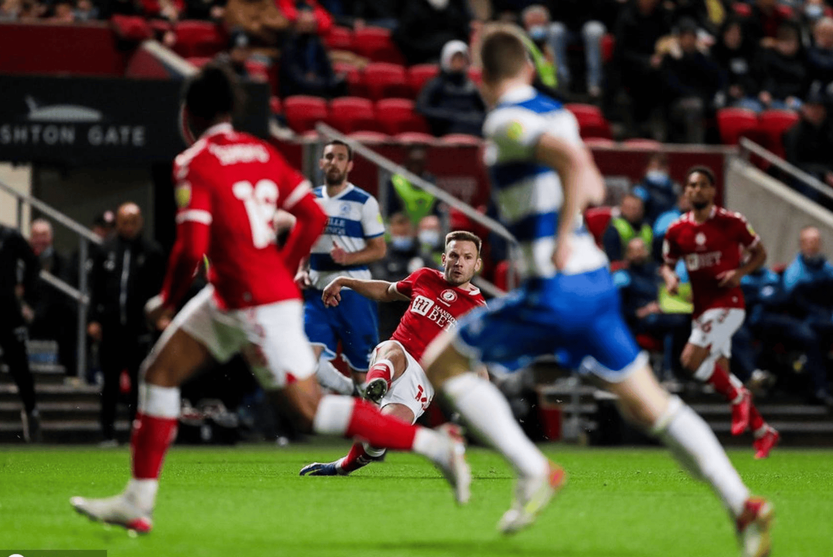 关键时刻足总杯焦点战;皇家社会造点机会;震撼外界;细节决定成败 关键时刻足总杯焦点战;皇家社会造点机会;震撼外界;细节决定成败