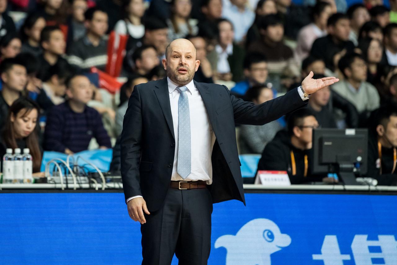 JNSPORTS-包含纽约尼克斯发布备战花絮；今晚扳平良机；CBA常规赛任务艰巨；临场指挥获称赞的词条