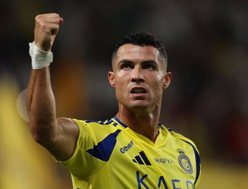 江南体育-包含C罗连续二十场比赛得分超过爆冷，塞尔维亚队挑战极限！的词条