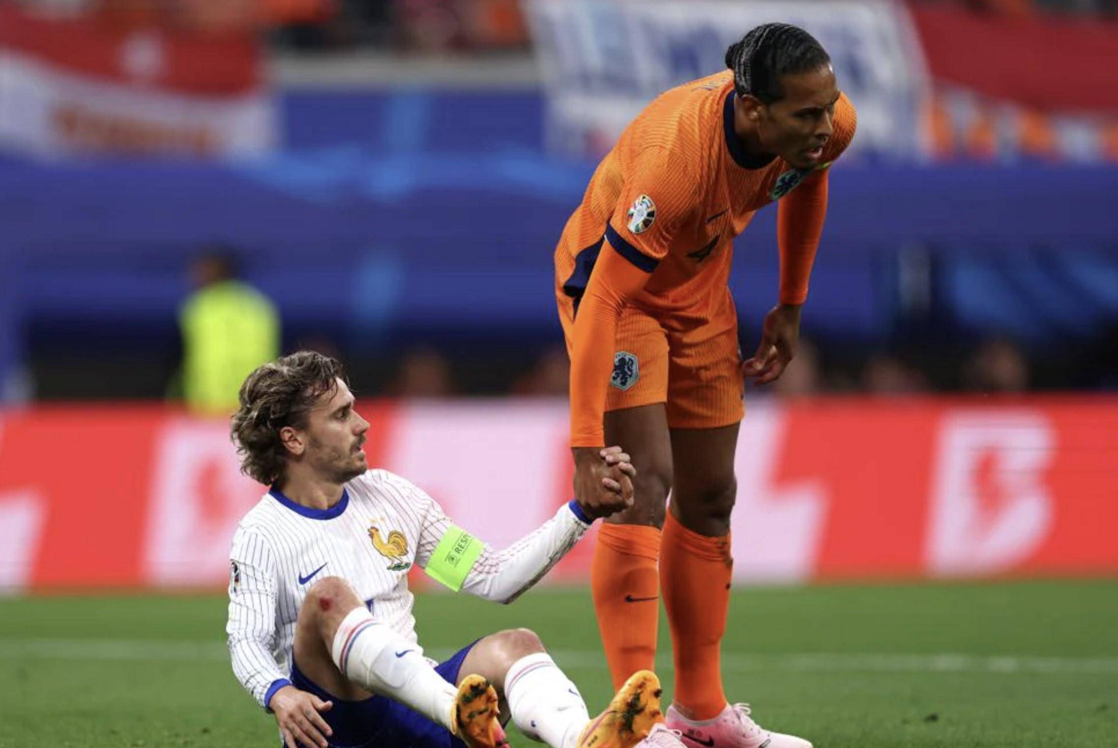 江南体育-包含浓眉哥在法国队比赛中出色防守，比分优势明显引发热议！的词条